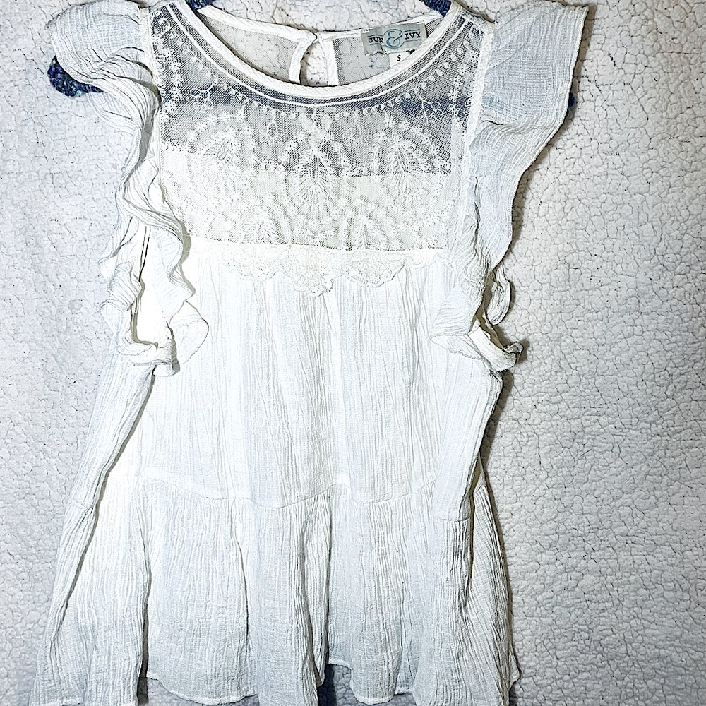 Jun & Ivy white sleeveless top -Small